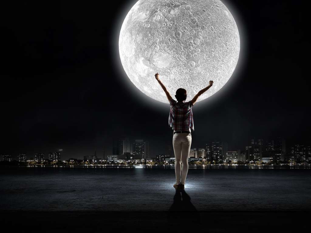 Super full moon in February | Photo: (c) Sergey Nivens - stock.adobe.com Super full moon in February | Photo: (c) Sergey Nivens - stock.adobe.com