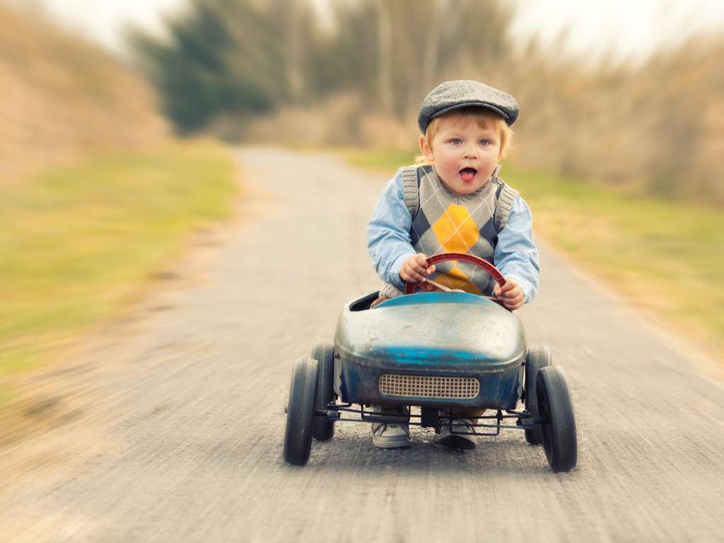 Delivery | Photo: © Jenny Sturm - Fotolia.com Delivery | Photo: © Jenny Sturm - Fotolia.com