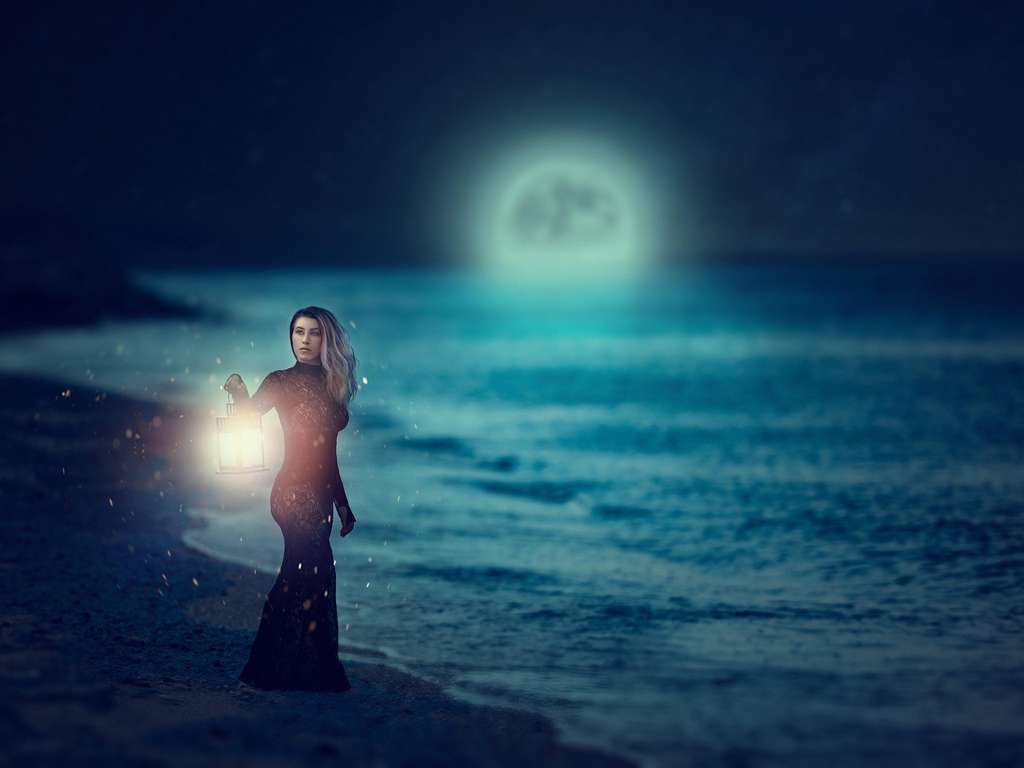 The Moon | Photo: © iStockphoto.com/stock_colors The Moon | Photo: © iStockphoto.com/stock_colors